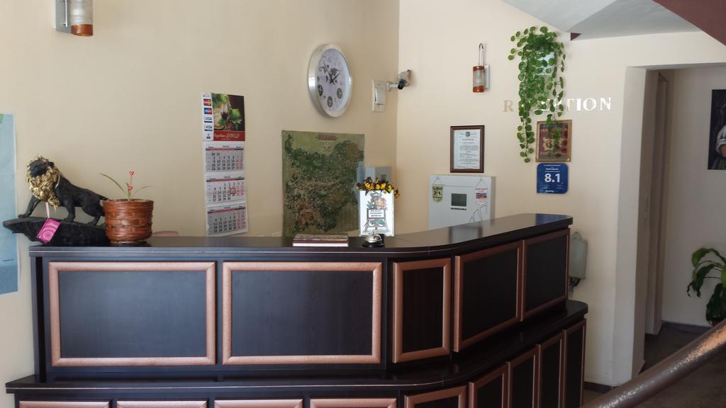 Hotel Queen Aydemir エクステリア 写真