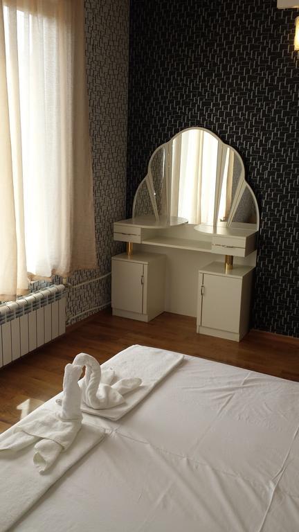 Hotel Queen Aydemir エクステリア 写真