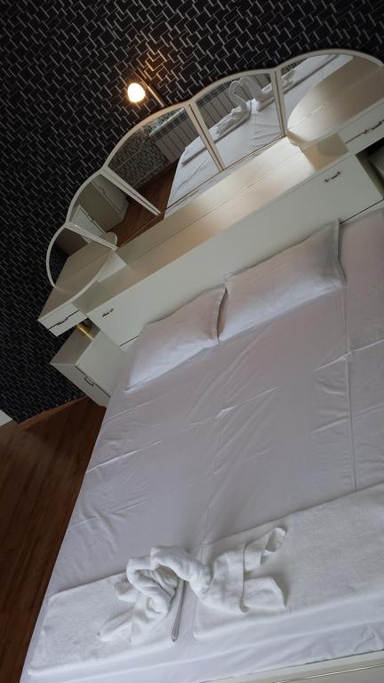 Hotel Queen Aydemir エクステリア 写真